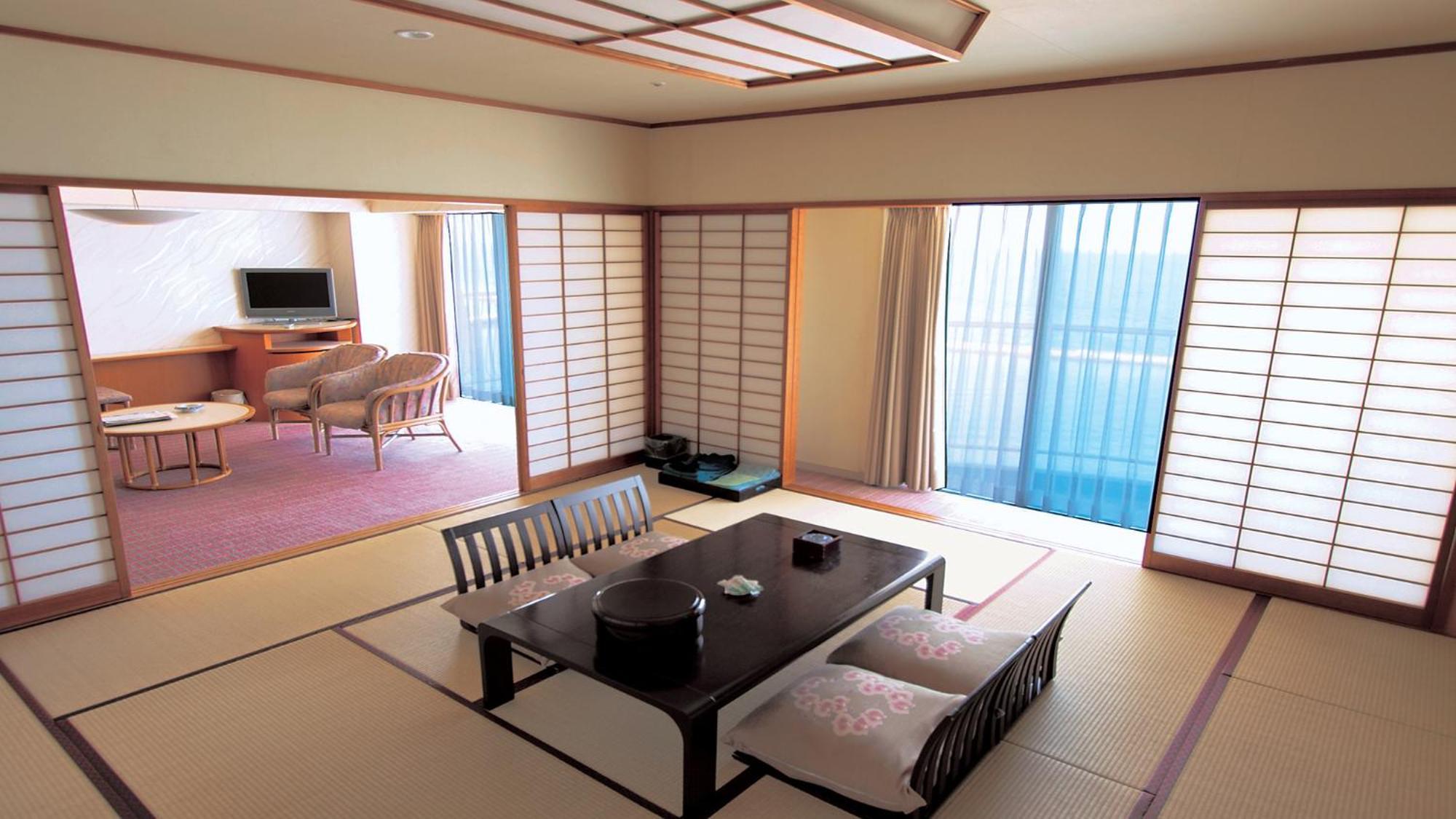 Irago Resort & Convention Hotel Tahara Esterno foto