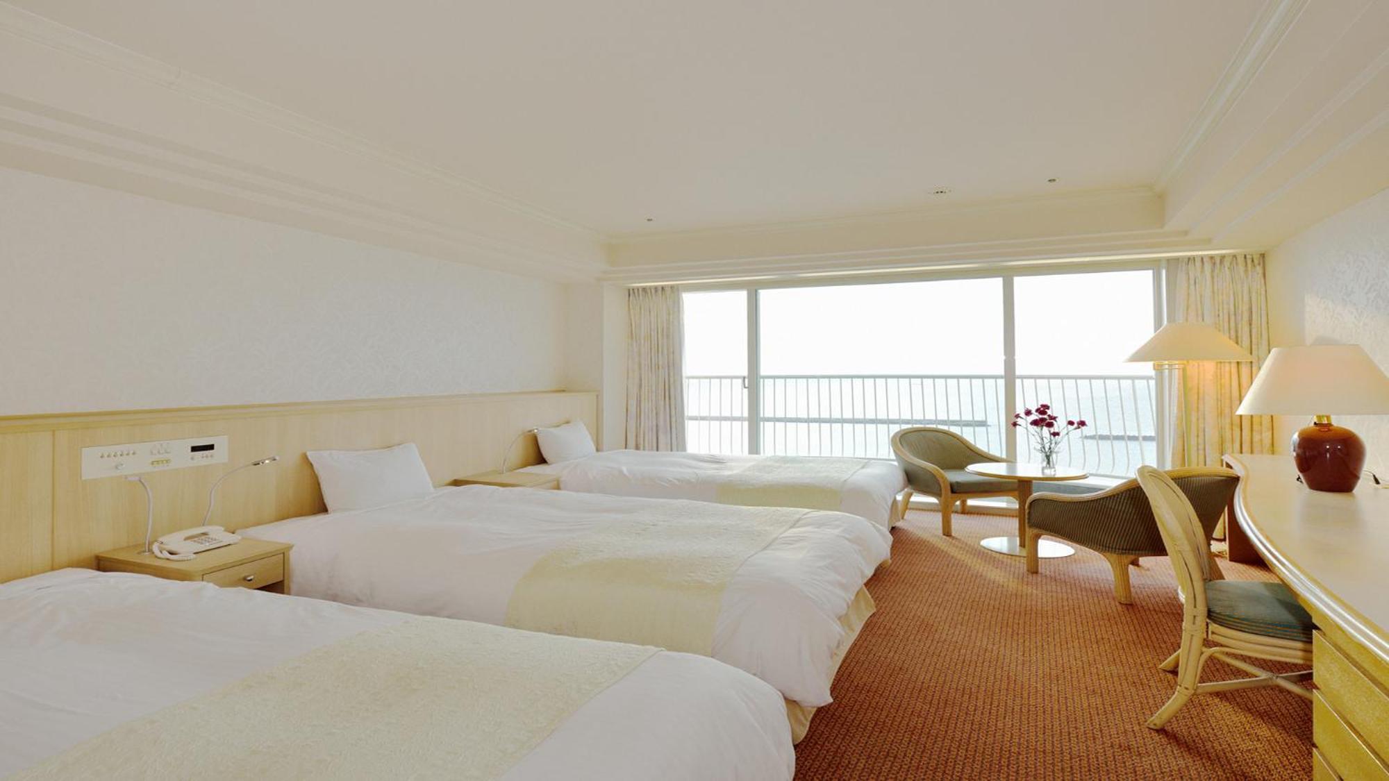 Irago Resort & Convention Hotel Tahara Esterno foto